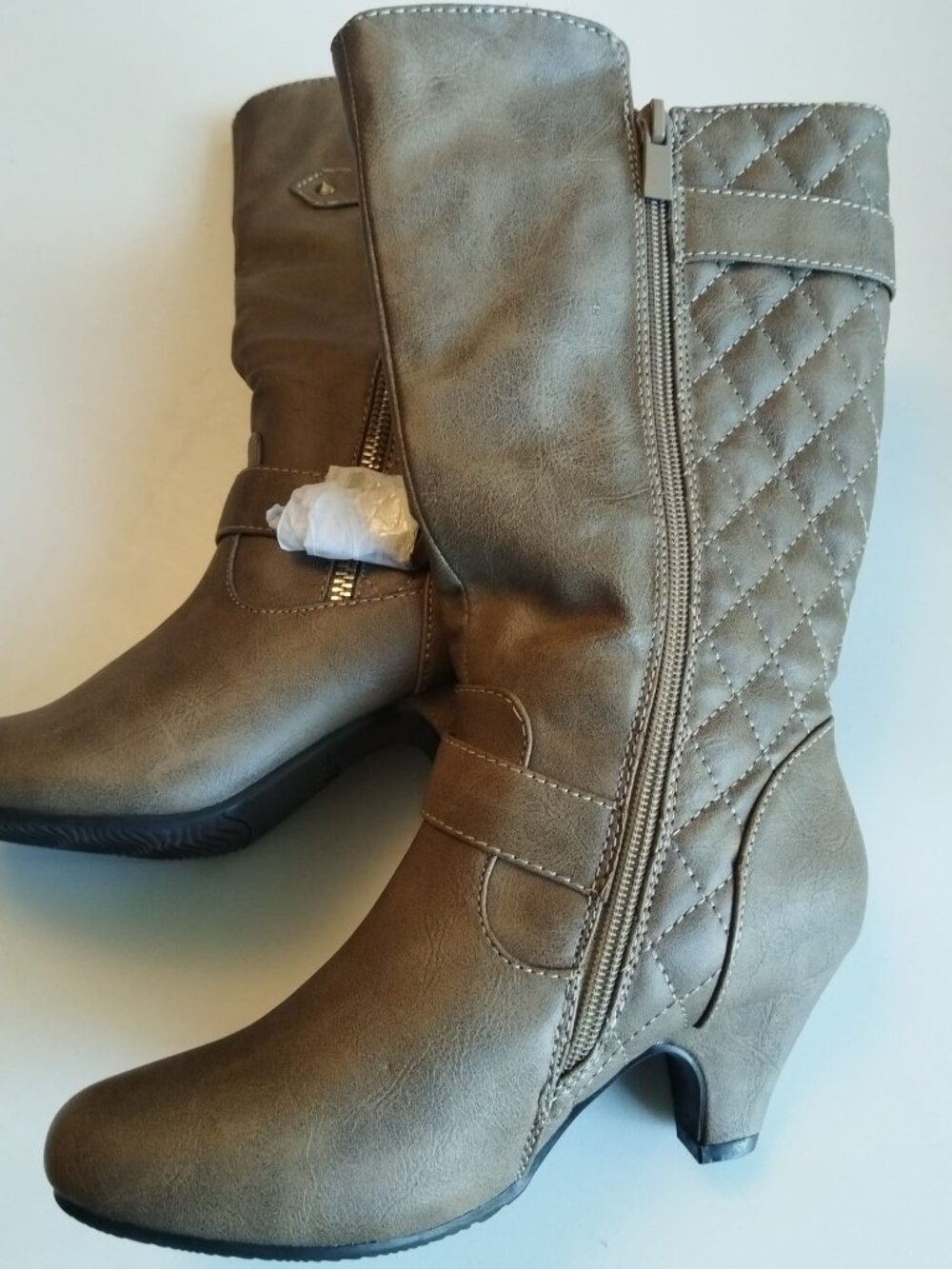 Link Women’s Mid-Calf Boots Taupe Brown Quilted Zipper Kitten Heel Size 4 NEW